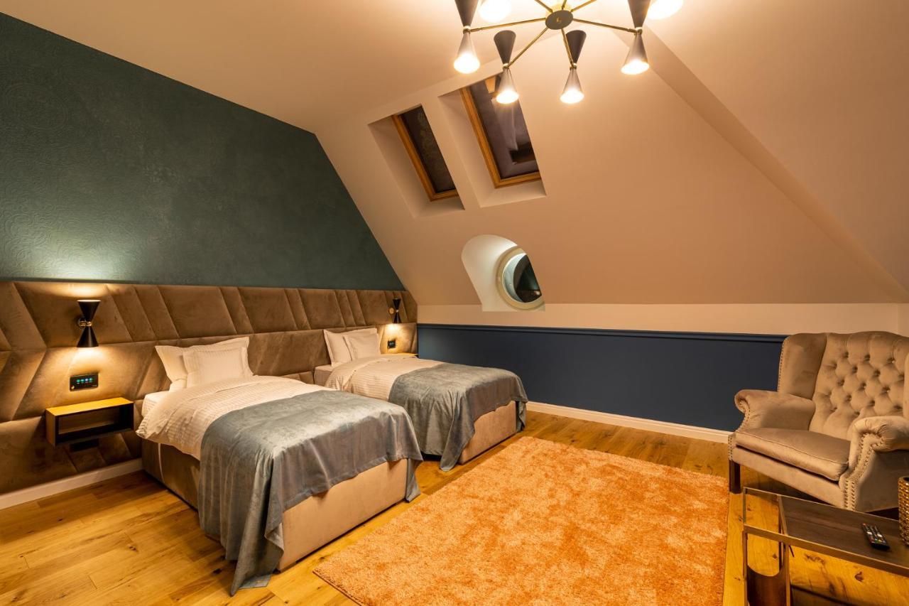 Boutique Hotel Cocosul De Aur Târgu-Mureş Eksteriør bilde