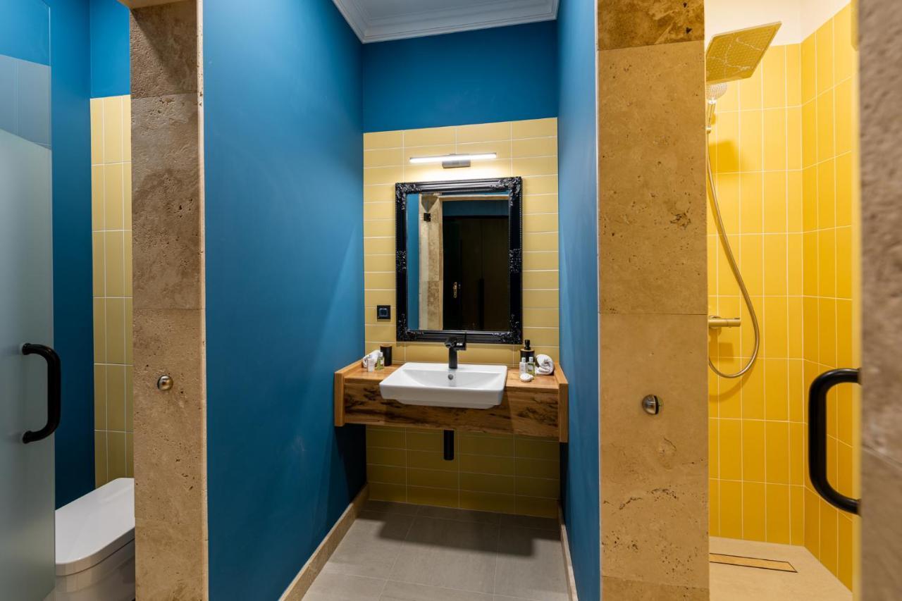 Boutique Hotel Cocosul De Aur Târgu-Mureş Eksteriør bilde